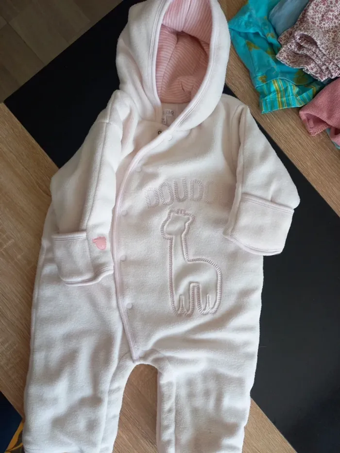 Combi bébé bien chaude 6 mois - photo numéro 4