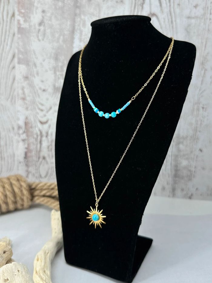 Collier plusieurs rangs or acier et pierres cristal turquoise avec chaîne réglable - photo numéro 2