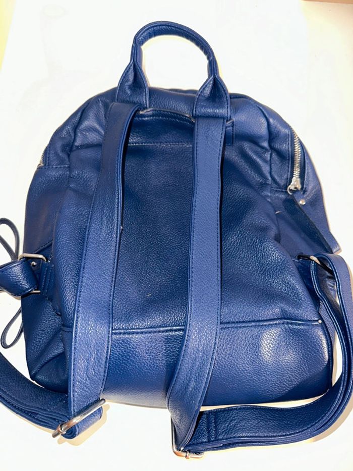 Sac à mains à dos - photo numéro 3