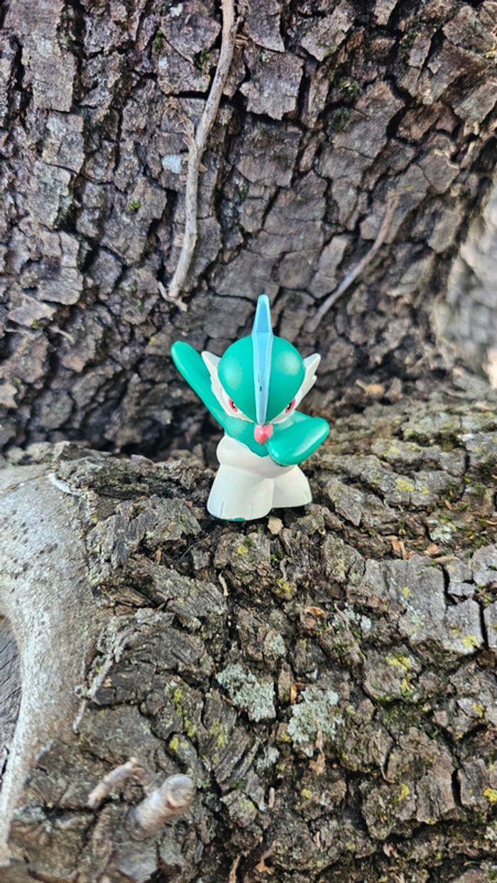 Super figurine Pokemon Nintendo finger puppet gallame - photo numéro 2