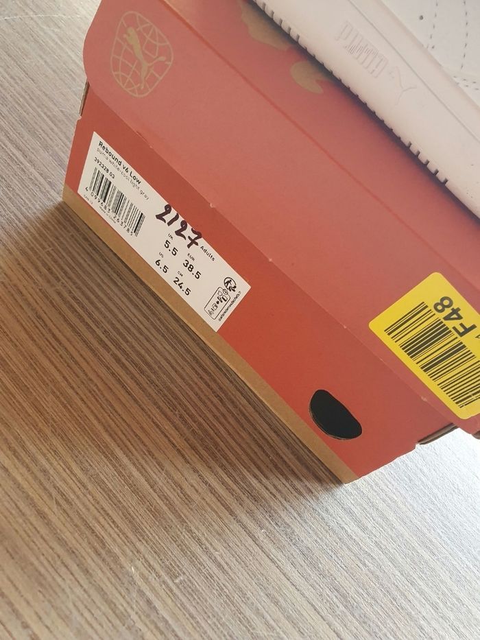 Superbe paire de  baskets Puma 🖤 - photo numéro 9