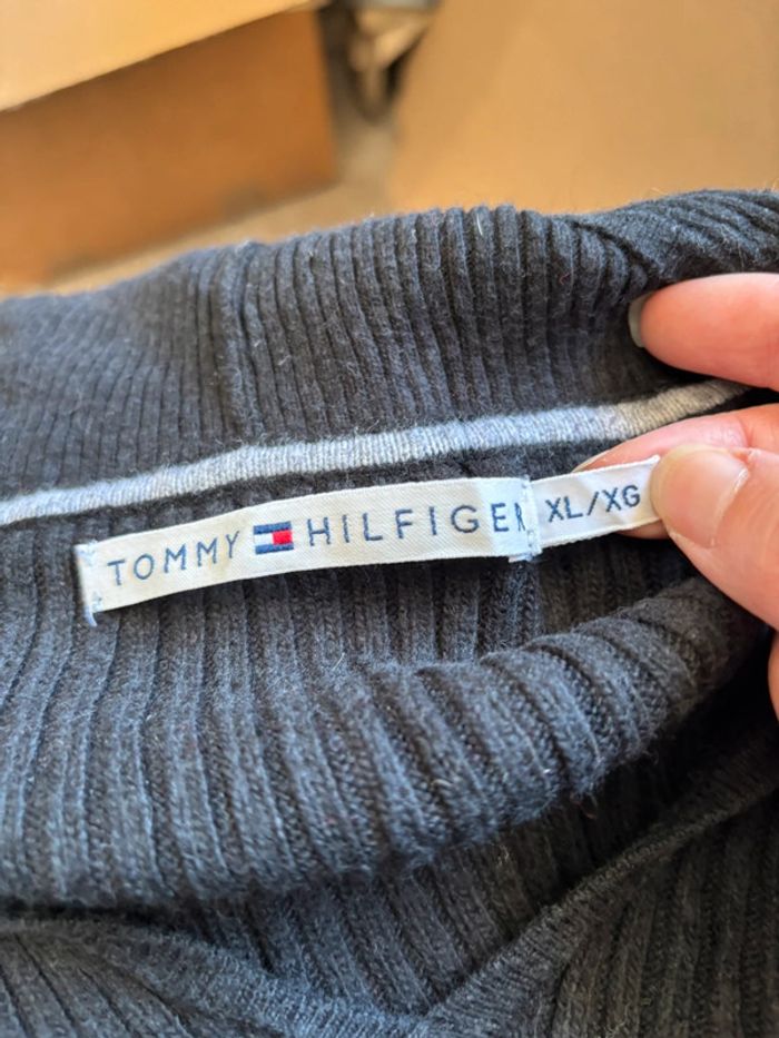 Pull noir à capuche Tommy Hilfiger - photo numéro 6