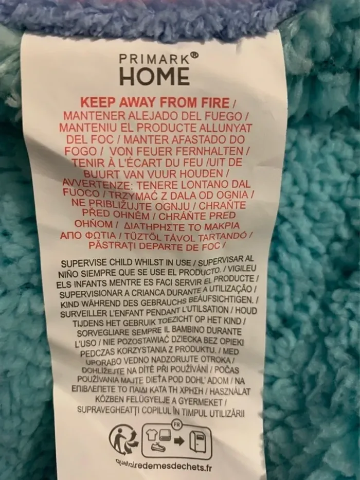 Plaid capuche Stitch - photo numéro 3