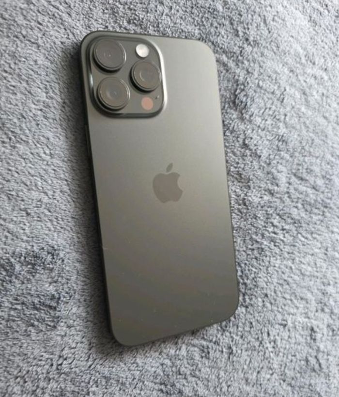 iPhone 16 pro max