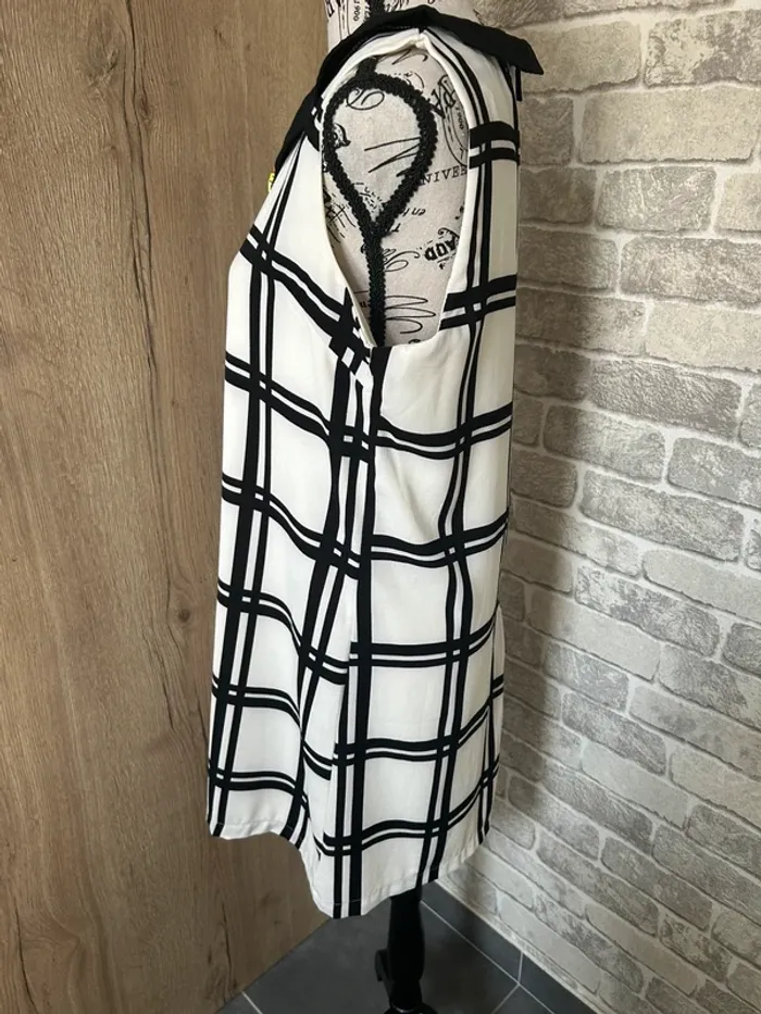 Robe à carreaux taille 2 - photo numéro 2