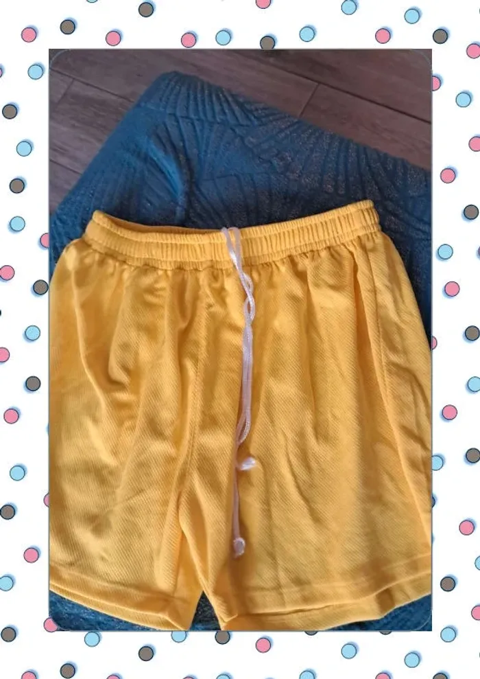 Short léger. Taille l/xl - photo numéro 2
