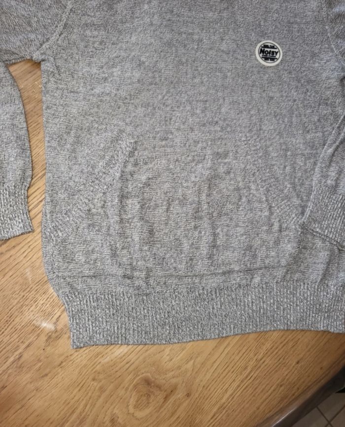 Sweat à capuche 8ans - photo numéro 2