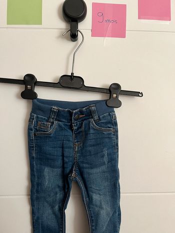 Jeans tape à l œil 9 mois