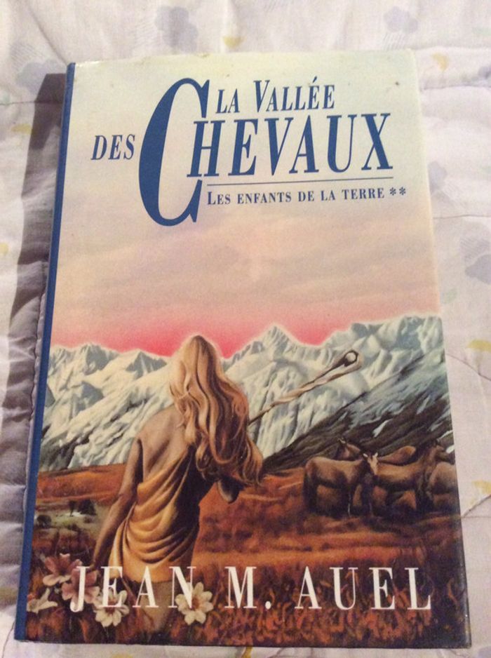 #Jean M. Auel les enfants de la terre - photo numéro 3