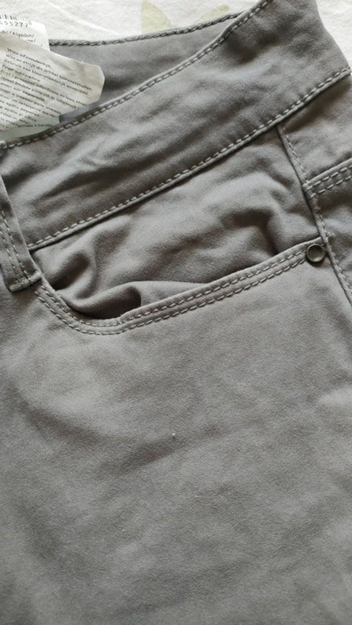 Pantalon femme - photo numéro 3
