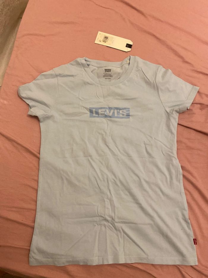 T-shirt Levis