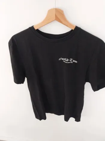 Tee shirt