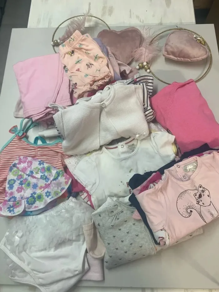 Lot 41 vêtements fille printemps/ été  - Taille 6 mois - photo numéro 9