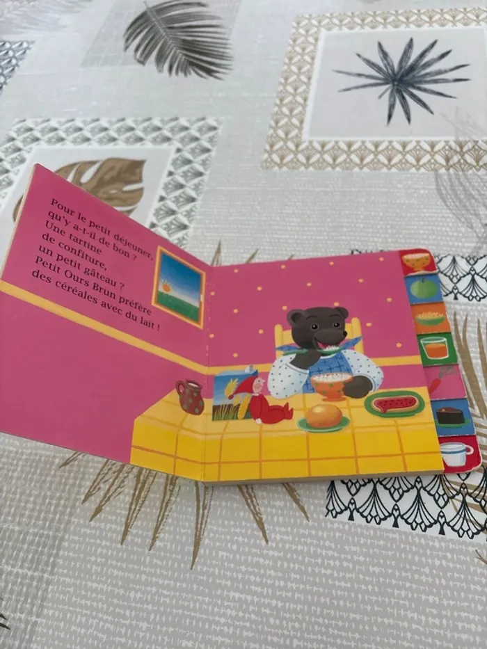 Livre les repas préférés de Petit Ours Brun - photo numéro 2