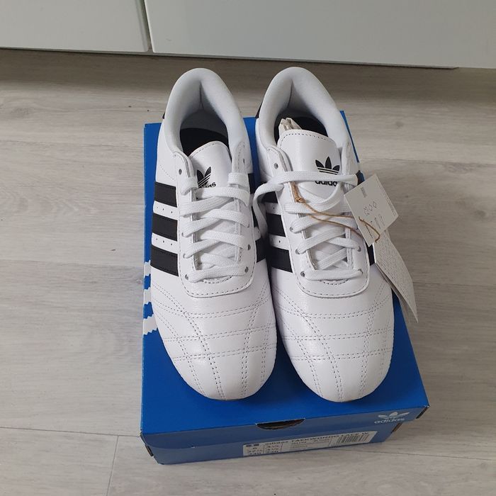 Baskets Adidas Taekwondo Lace W – Femme – Taille 37 1/3 (37.5) – Neuves - photo numéro 2