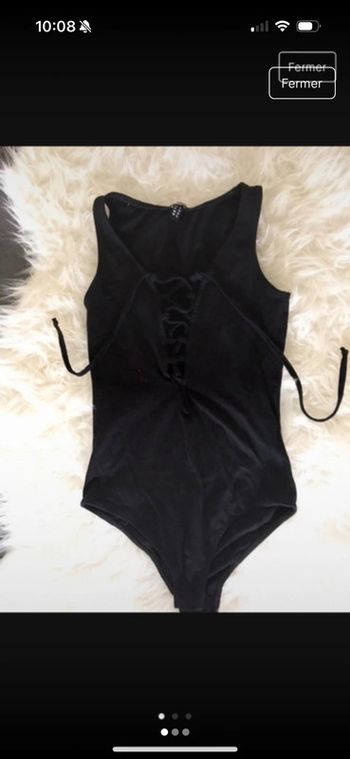 Bodies noir au décolleté à lacets
