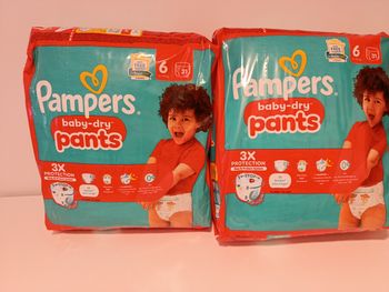 Pants pampers taille 6
