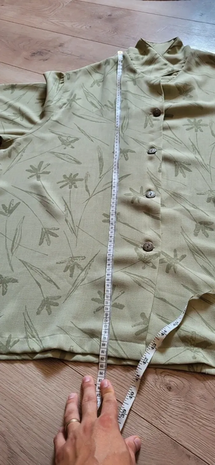 Chemise ample femme Mikava T52 vert clair motifs floraux vintage - Très bon état - photo numéro 7