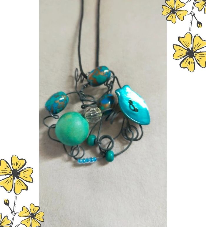 Collier fait main vintage – Fil noir & perles turquoise - Collection Brume Bleue