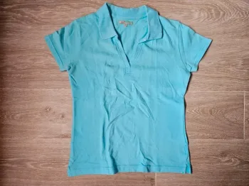 Polo bleu clair