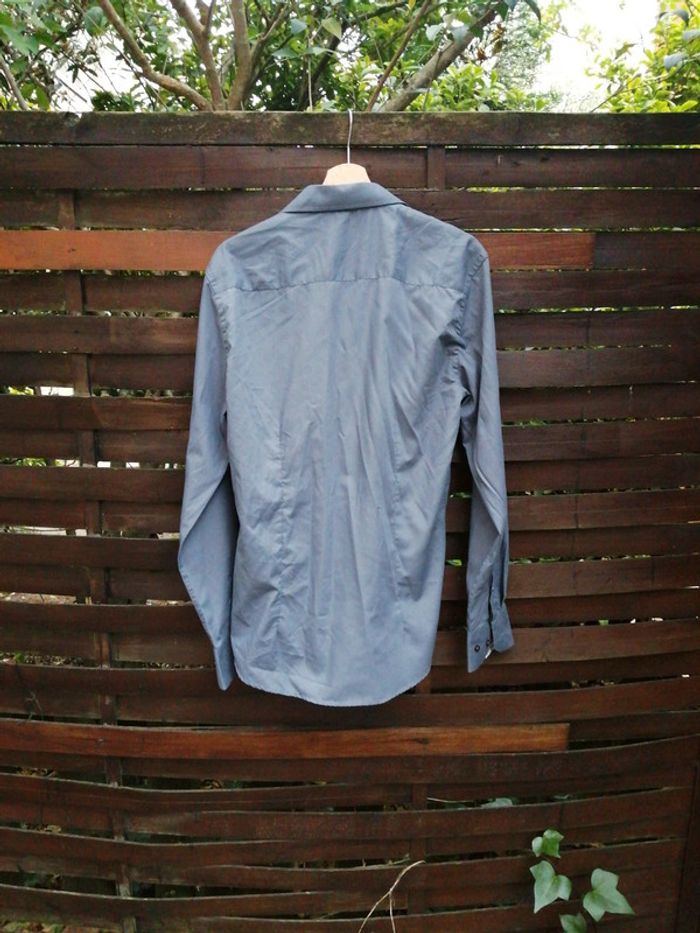 Superbe chemise bleue grise - photo numéro 6