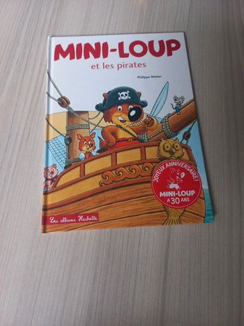Mini loup et les pirates