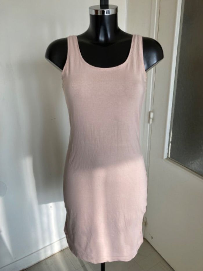 Robe rose pâle taille 36/S