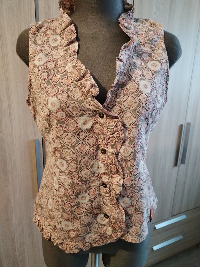 Chemise femme sans manches taille 44