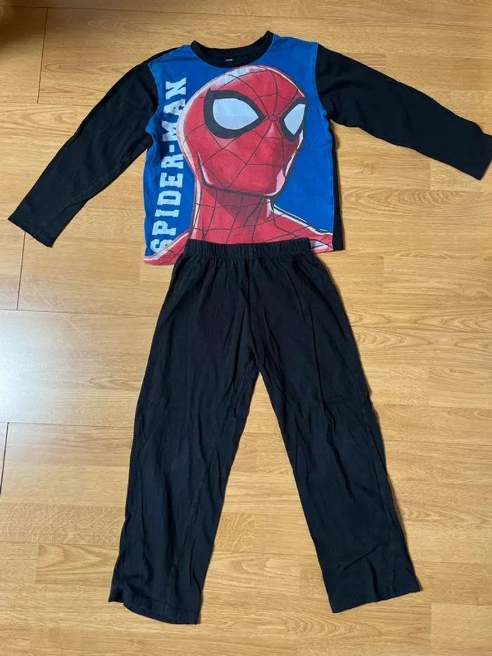 Pyjama léger Spiderman 5-6 ans