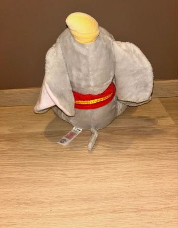 Peluche Disney Primark Dumbo 28 cm - photo numéro 2