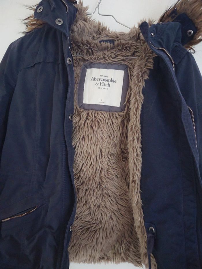 Manteau Abercrombie and Fitch taille 40 - dressing trié par tailles - photo numéro 2