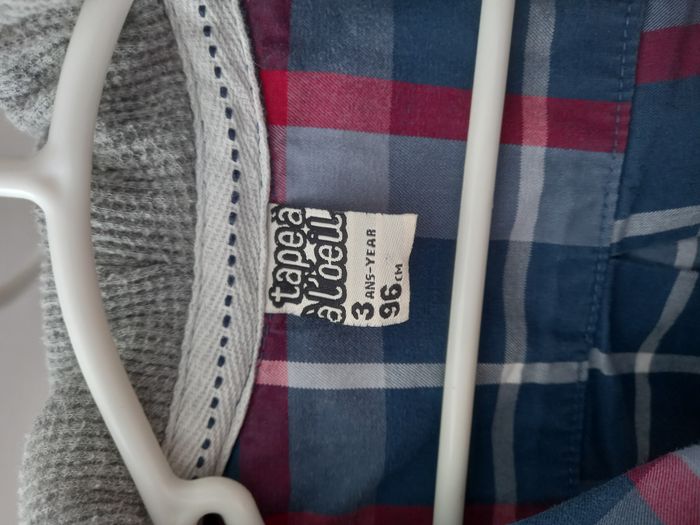 Surchemise à capuche garçon 3 ans Tape à l’Œil – Carreaux, excellent état - photo numéro 2