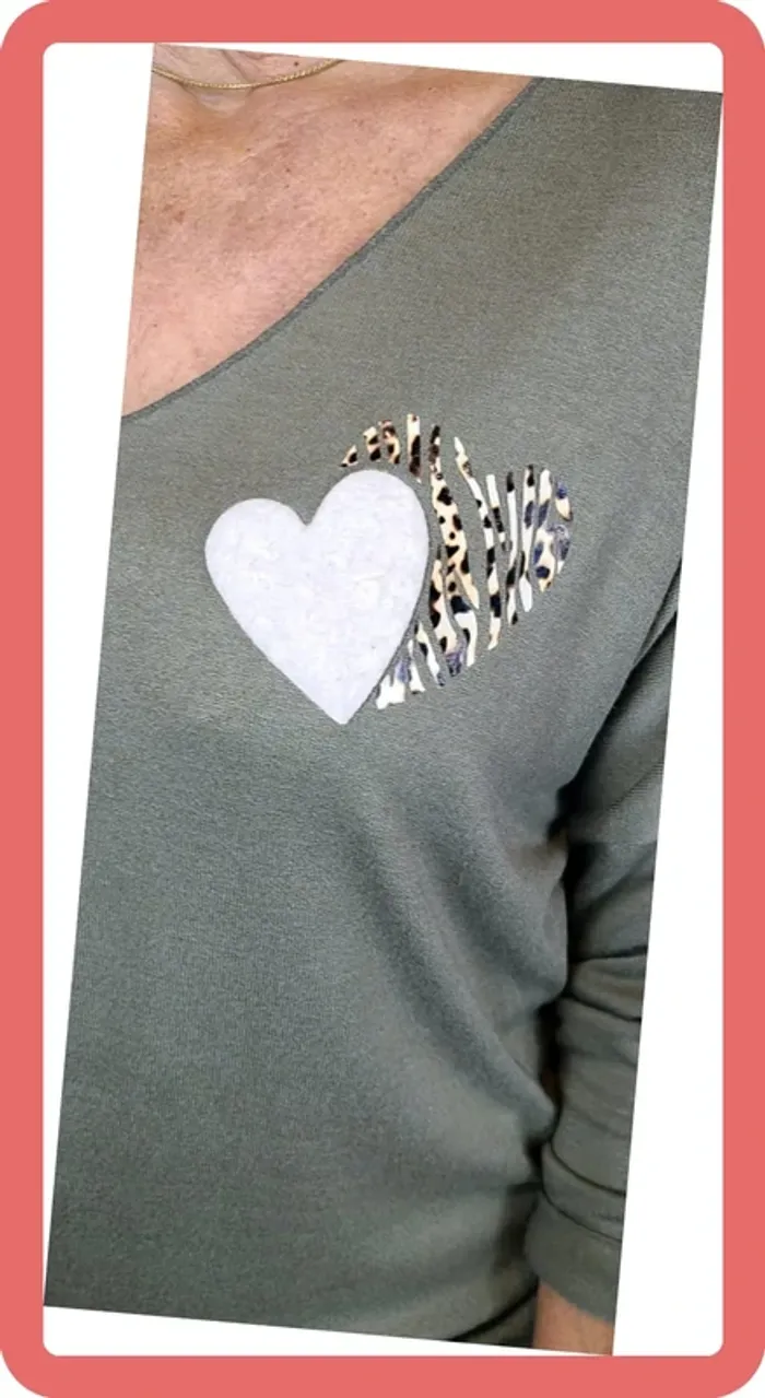 Top imprimé coeur, Taille Unique, Gris ou beige, Neuf avec étiquette - photo numéro 3