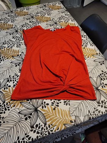 Tee shirt rouge maternité