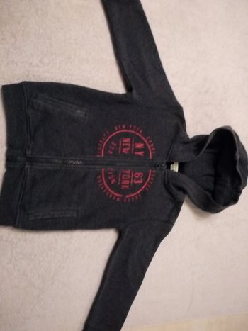 Sweat zippé à capuche Vertbaudet 4 ans (réf perso P16)(familleac72)