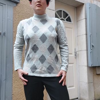 Joli pull pour taille M