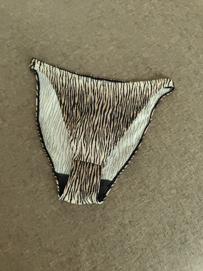 Bas de maillot de bain tigré - photo numéro 2