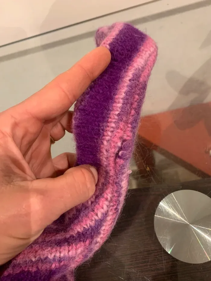 Gilet veste bébé ethnique laine violette – Capuche lutin 6/9 mois env. Made in Nepal - photo numéro 4