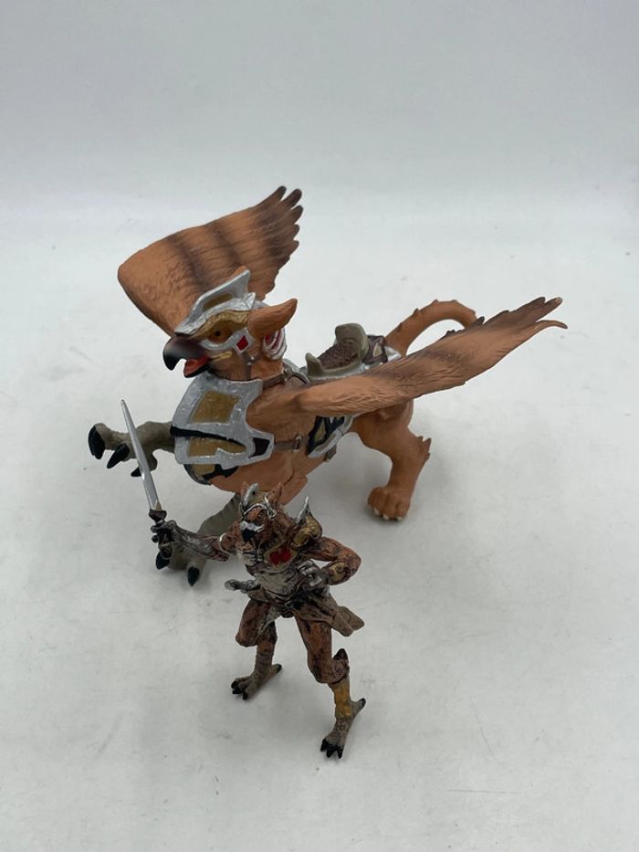 Figurine Papo Fantasy World  Birdman & War Griffin Gryphon N•48698 2010 - photo numéro 5