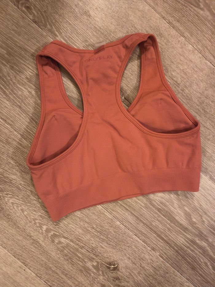 Brassière sport danse ONLY état neuf - photo numéro 3