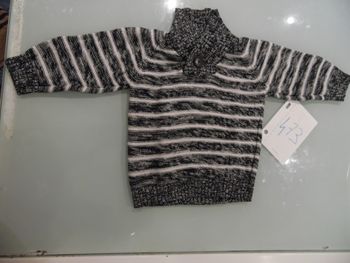 pull 18 mois tape a l'oeil