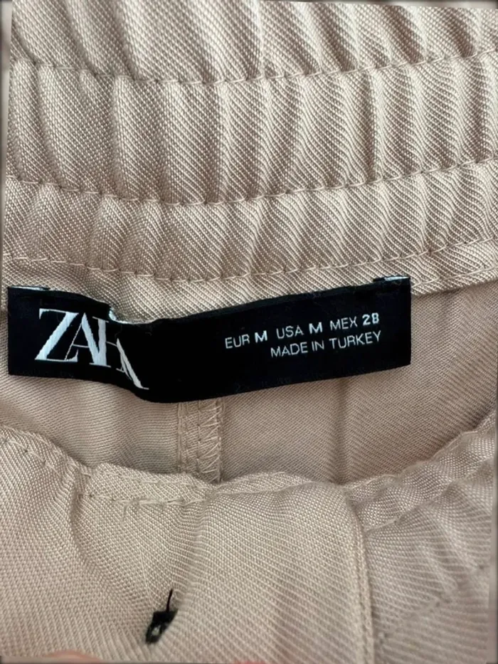 Pantalon cargo beige pour femme de Zara taille M - neuf - photo numéro 3