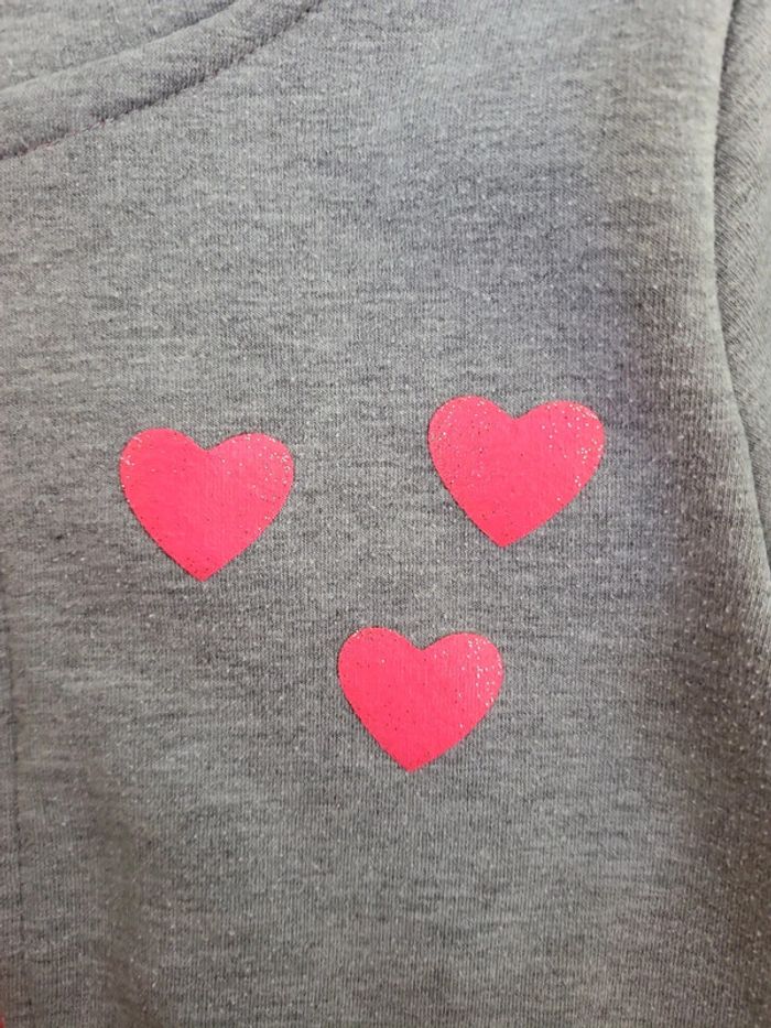 Gilet zippé fille 5 ans très bon état - photo numéro 2