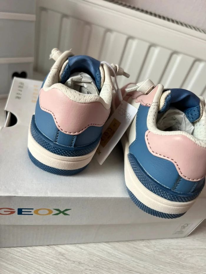 Superbes basquettes Geox washiba 27 neuves - photo numéro 4