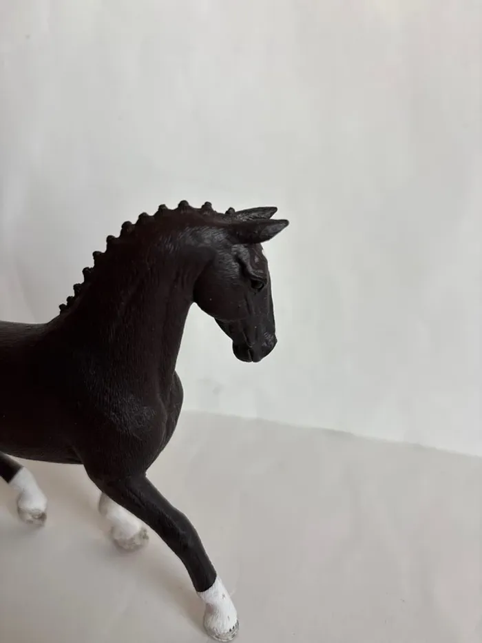 Figurine jument Hanovre Schleich - photo numéro 6