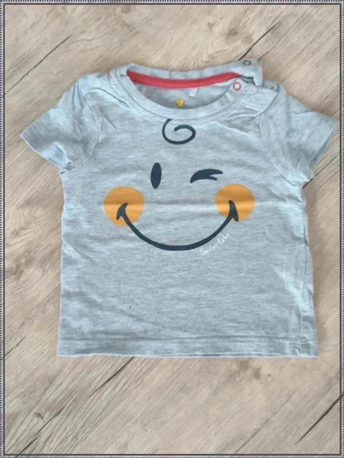 T shirt 9 mois