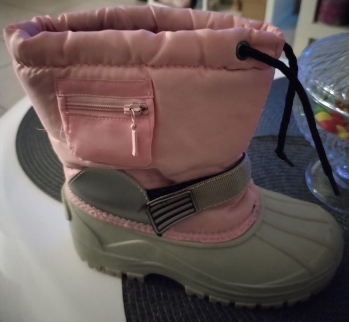 Bottes de ski pointure 33 utilisées une fois - photo numéro 8