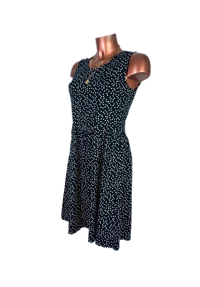Magnifique robe noire motif pois