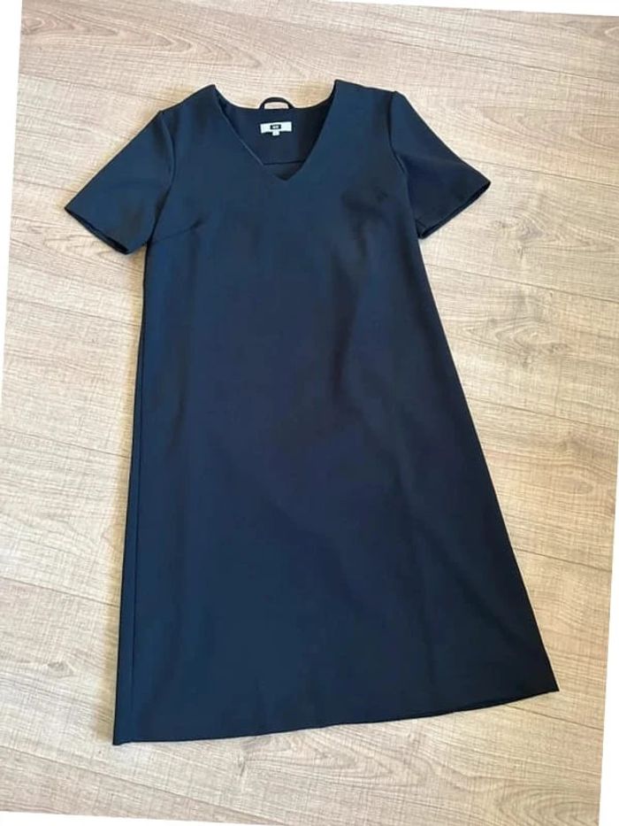 Robe noire à manches courtes WE taille S jamais portée - photo numéro 11