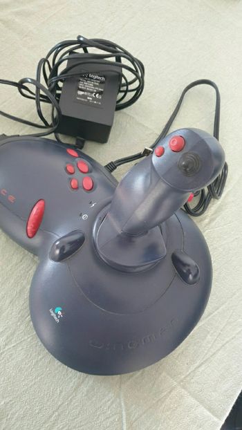 Jeux vidéo vintage manette de force Logitech Wingman